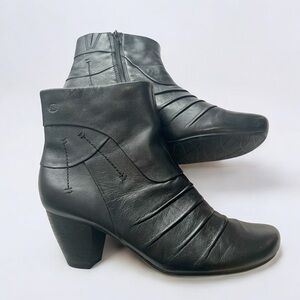 Josef Seibel Black Ankle Boots with Chunky Heel Sz 38